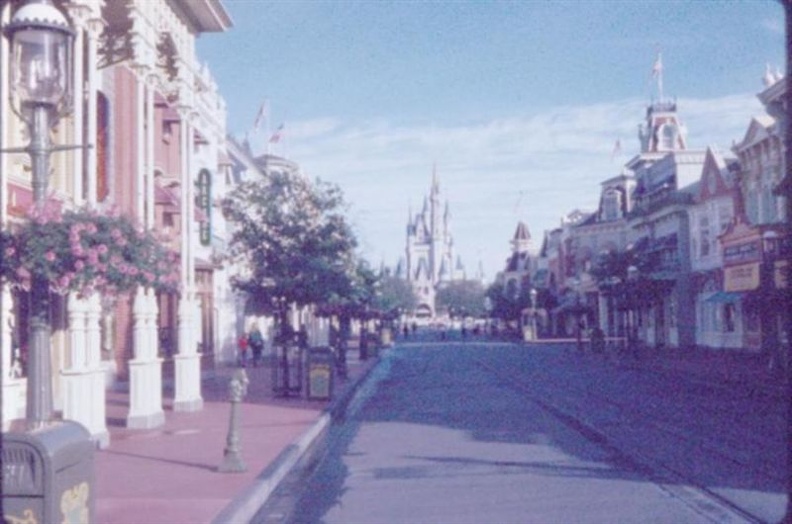 Disney 1983 1.jpg